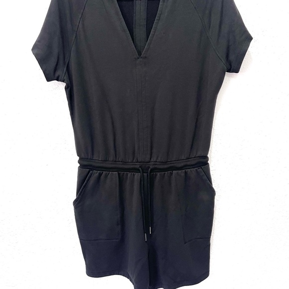 Athleta balance Black V-Neck Romper M - Picture 5 of 11